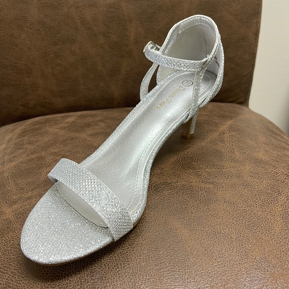 Dream pair heel